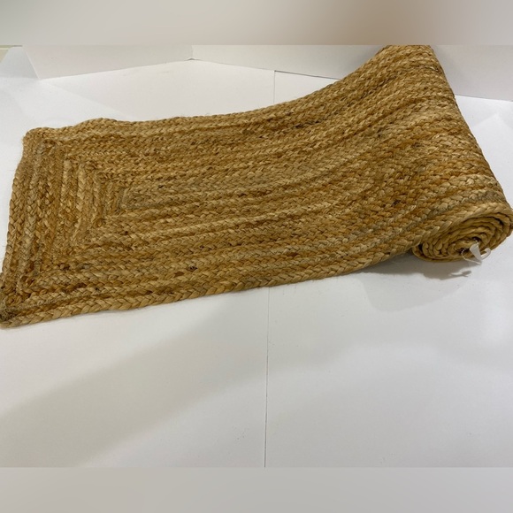 HOBBY LOBBY 🚨 TABLE RUNNER 🚨 NEW✅ 13in X 72in - Picture 4 of 8